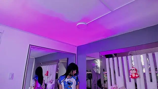 Snapshot of Kitty_Eliffe chatting on 03.21.25 Kitty Eliffe online show from 03.21.25