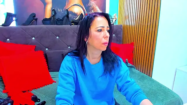 LauraSin online show from 05.16.26