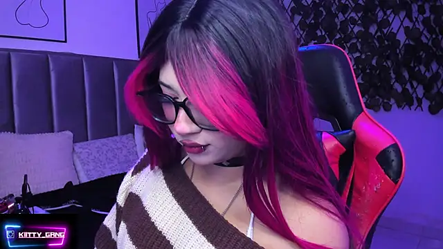 Kitty Gang online show from 02.17.26