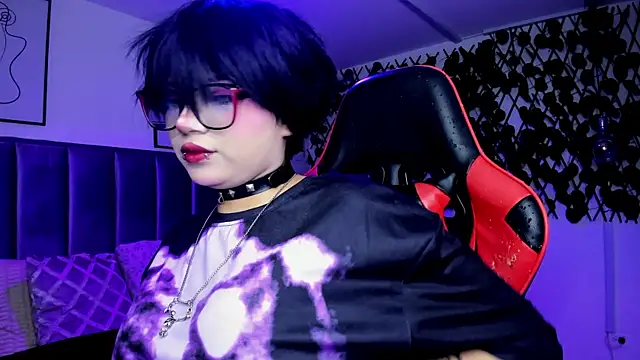 Kitty Gang online show from 03.04.26