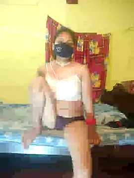 Snapshot of indiancouple09 chatting on 02.20.25 indiancouple09 online show from 02.20.25