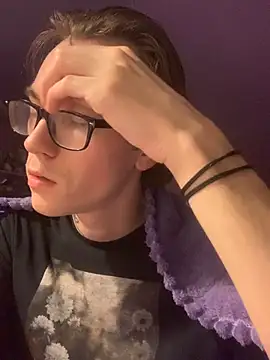 Snapshot of Alex17am chatting on 12.01.25 Alex17am online show from 12.01.25