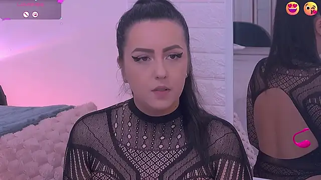 Ariel  Blossom online show from 09.10.25