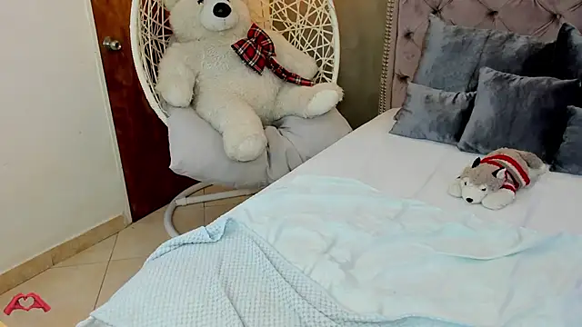 Snapshot of laris_park chatting on 01.11.25 laris park online show from 01.11.25