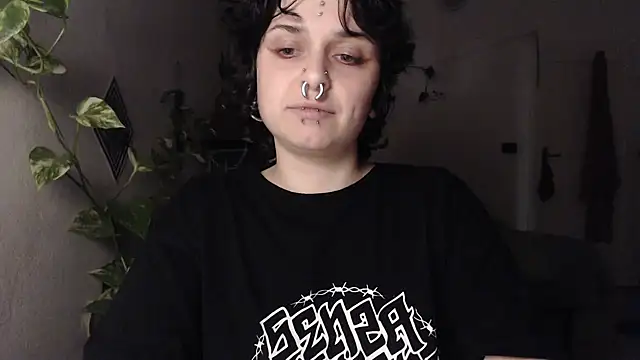 Snapshot of kinkyspirali chatting on 02.01.26 kinkyspirali online show from 02.01.26