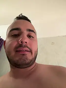 Robert Pool online show from 03.10.25