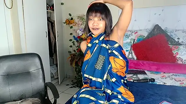 Snapshot of SexyWildLavender chatting on 11.09.25 SexyWildLavender online show from 11.09.25