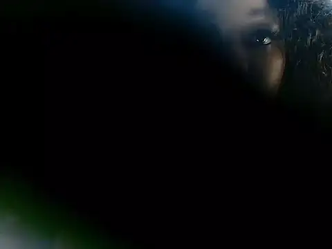 Snapshot of SexyWildLavender chatting on 01.15.26 SexyWildLavender online show from 01.15.26