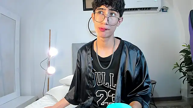 novaybrian online show from 01.26.25