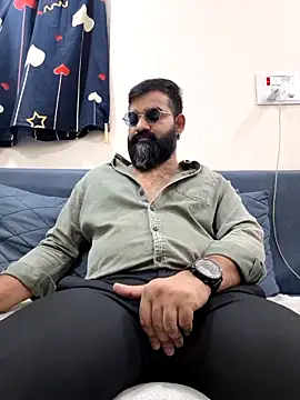 Snapshot of Fun_Guuy chatting on 04.06.26 Fun Guuy online show from 04.06.26