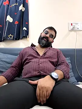 Snapshot of Fun_Guuy chatting on 04.09.26 Fun Guuy online show from 04.09.26