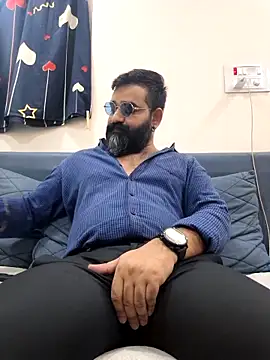 Snapshot of Fun_Guuy chatting on 04.15.26 Fun Guuy online show from 04.15.26