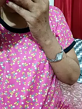 Snapshot of Saroj-Shah chatting on 03.01.26 Saroj-Shah online show from 03.01.26