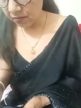 Snapshot of Saroj-Shah chatting on 03.07.26 Saroj-Shah online show from 03.07.26