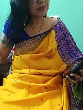 Snapshot of Saroj-Shah chatting on 05.11.26 Saroj-Shah online show from 05.11.26