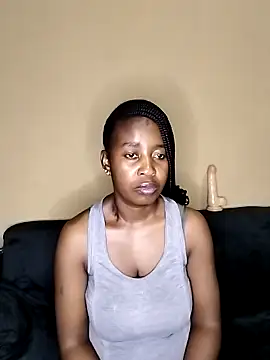 queenbboobs online show from 10.24.25