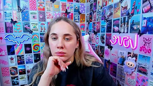 MiaMilas online show from 02.16.26