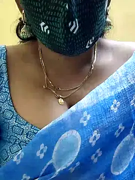 Snapshot of mallu-sumi chatting on 01.31.25 mallu-sumi online show from 01.31.25