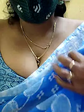 Snapshot of mallu-sumi chatting on 01.31.25 mallu-sumi online show from 01.31.25