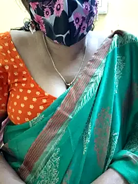 Snapshot of mallu-sumi chatting on 02.01.25 mallu-sumi online show from 02.01.25