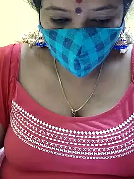 Snapshot of mallu-sumi chatting on 02.03.25 mallu-sumi online show from 02.03.25