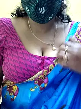 Snapshot of mallu-sumi chatting on 02.03.25 mallu-sumi online show from 02.03.25