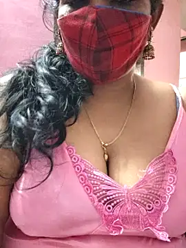 Snapshot of mallu-sumi chatting on 02.13.25 mallu-sumi online show from 02.13.25