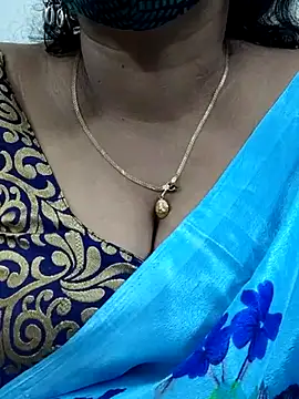 Snapshot of mallu-sumi chatting on 02.13.25 mallu-sumi online show from 02.13.25