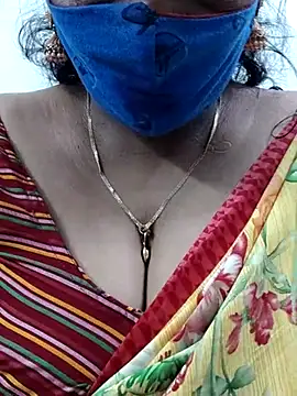 Snapshot of mallu-sumi chatting on 02.16.25 mallu-sumi online show from 02.16.25