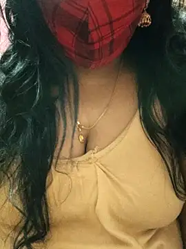 Snapshot of mallu-sumi chatting on 02.17.25 mallu-sumi online show from 02.17.25