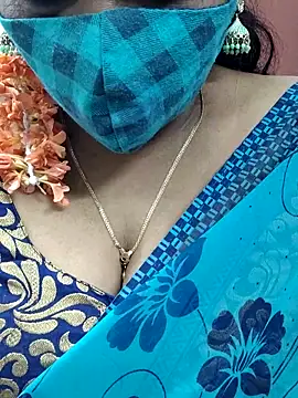 Snapshot of mallu-sumi chatting on 02.17.25 mallu-sumi online show from 02.17.25