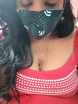 Snapshot of mallu-sumi chatting on 02.19.25 mallu-sumi online show from 02.19.25