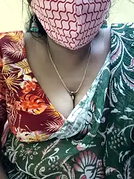 Snapshot of mallu-sumi chatting on 02.21.25 mallu-sumi online show from 02.21.25