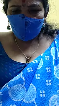 Snapshot of mallu-sumi chatting on 02.23.25 mallu-sumi online show from 02.23.25