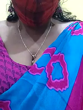 Snapshot of mallu-sumi chatting on 02.26.25 mallu-sumi online show from 02.26.25