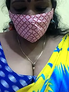 Snapshot of mallu-sumi chatting on 02.27.25 mallu-sumi online show from 02.27.25