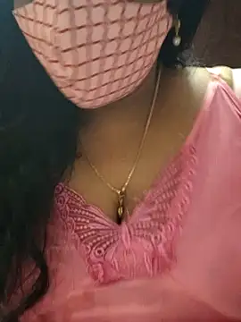 Snapshot of mallu-sumi chatting on 03.06.25 mallu-sumi online show from 03.06.25