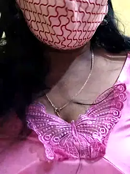 Snapshot of mallu-sumi chatting on 03.13.25 mallu-sumi online show from 03.13.25