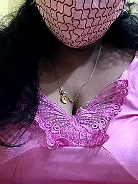 Snapshot of mallu-sumi chatting on 03.13.25 mallu-sumi online show from 03.13.25