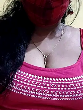 Snapshot of mallu-sumi chatting on 03.14.25 mallu-sumi online show from 03.14.25