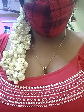 Snapshot of mallu-sumi chatting on 03.16.25 mallu-sumi online show from 03.16.25