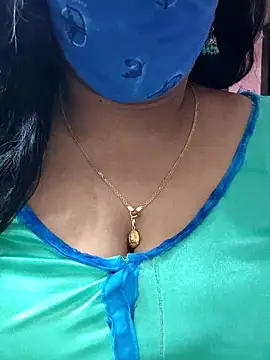 Snapshot of mallu-sumi chatting on 03.19.25 mallu-sumi online show from 03.19.25