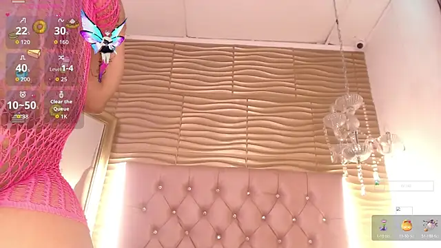 Snapshot of JadeSoleile chatting on 11.01.25 JadeSoleile online show from 11.01.25