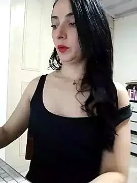 Snapshot of amellie_ros chatting on 01.12.25 amellie ros online show from 01.12.25