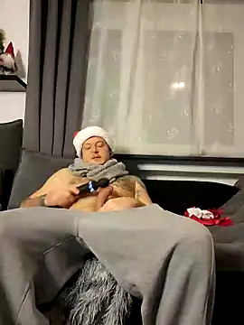 JanyXclusive online show from 12.15.24