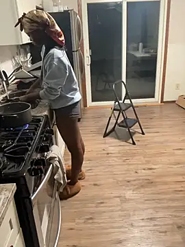 Snapshot of spicysugar74 chatting on 03.05.25 spicysugar74 online show from 03.05.25