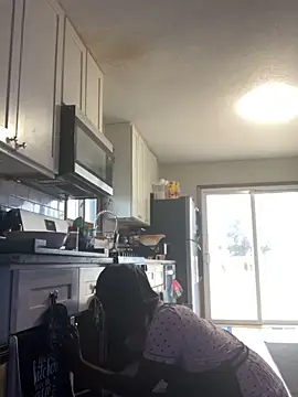 Snapshot of spicysugar74 chatting on 11.25.25 spicysugar74 online show from 11.25.25