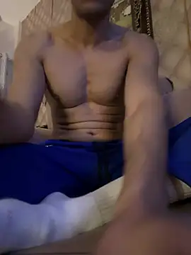 Snapshot of Hoskuw chatting on 12.24.24 Hoskuw online show from 12.24.24