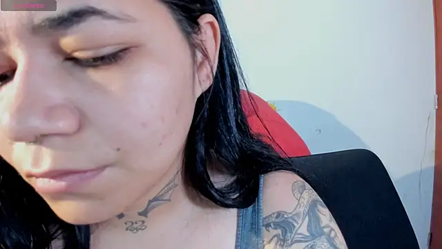 Snapshot of Mabelydani chatting on 02.11.26 Mabelydani online show from 02.11.26