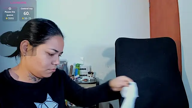 Snapshot of Mabelydani chatting on 02.18.26 Mabelydani online show from 02.18.26